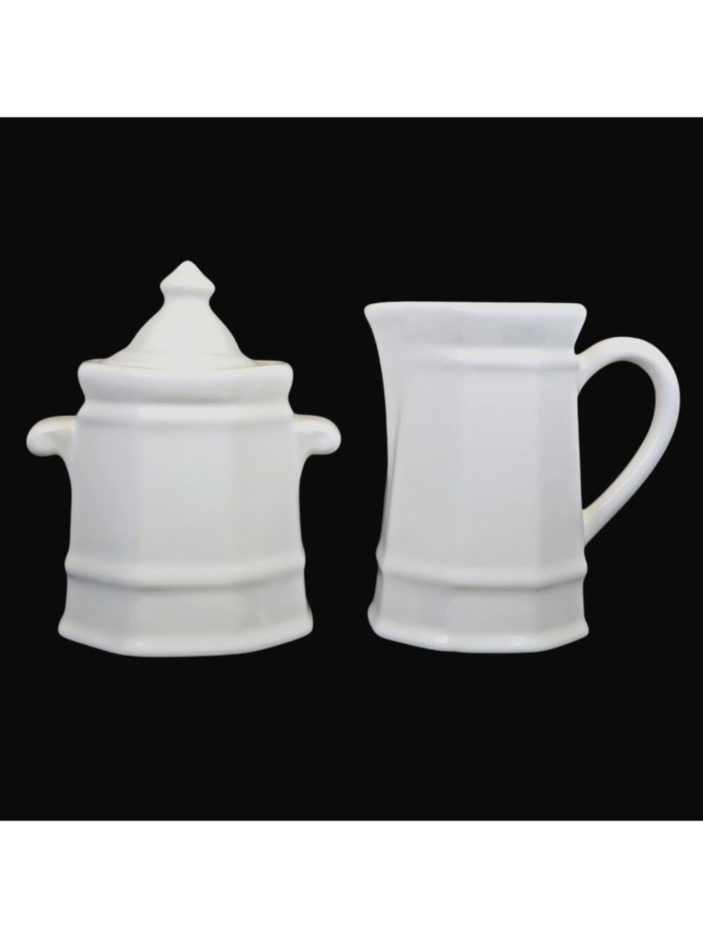 Pfaltzgraff Heritage White Creamer & Sugar Set USA Castle Mark Vintage 1960s-70s